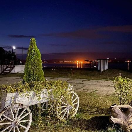 Хотел Тримата Мускетари Varna Ngoại thất bức ảnh