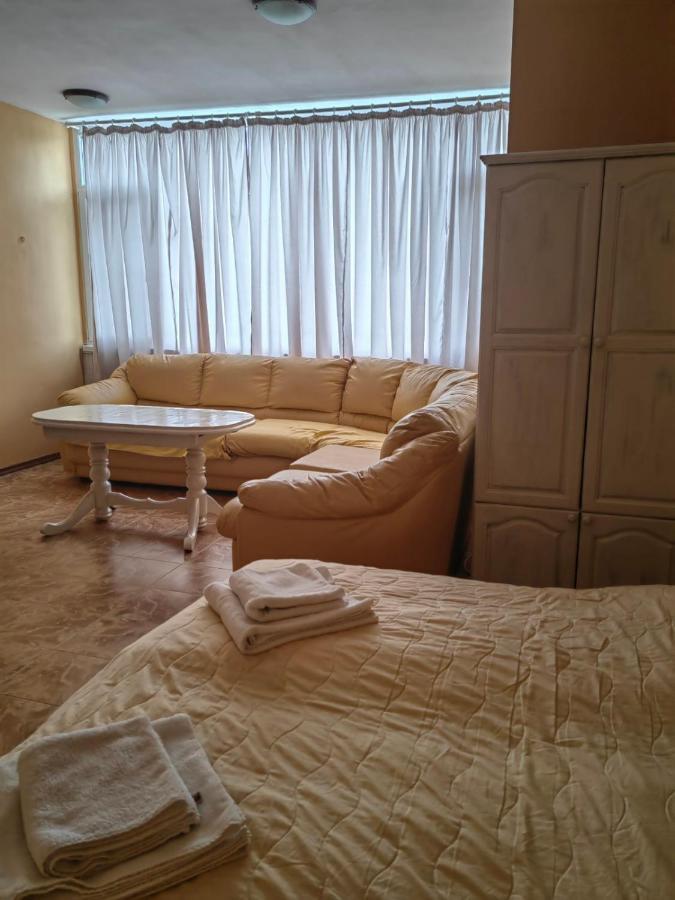 Хотел Тримата Мускетари Varna Ngoại thất bức ảnh