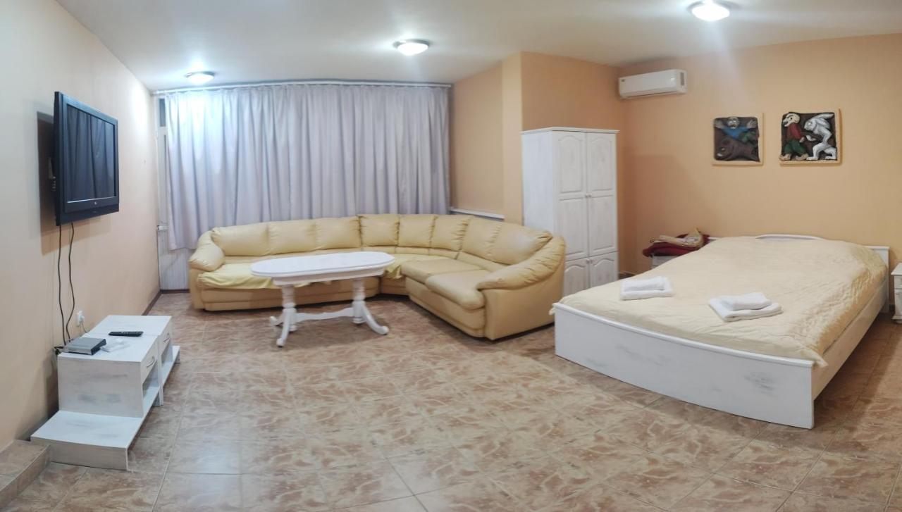 Хотел Тримата Мускетари Varna Ngoại thất bức ảnh